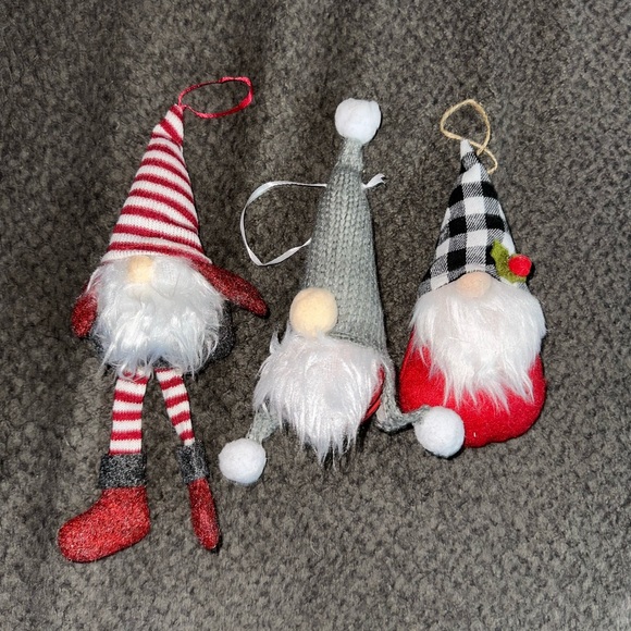 Lot of 3 Gnome Christmas Ornaments - Picture 1 of 2